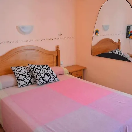 Casa Angels Parking Y Wifi 度假居 *